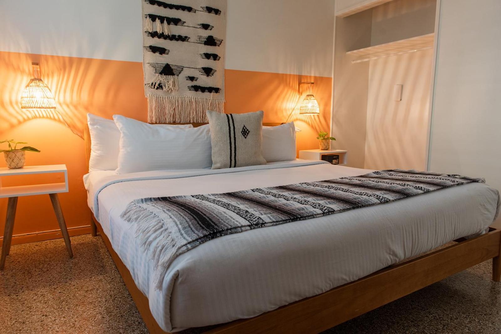 ורו ביץ' Seaspray Surf Lodge מראה חיצוני תמונה