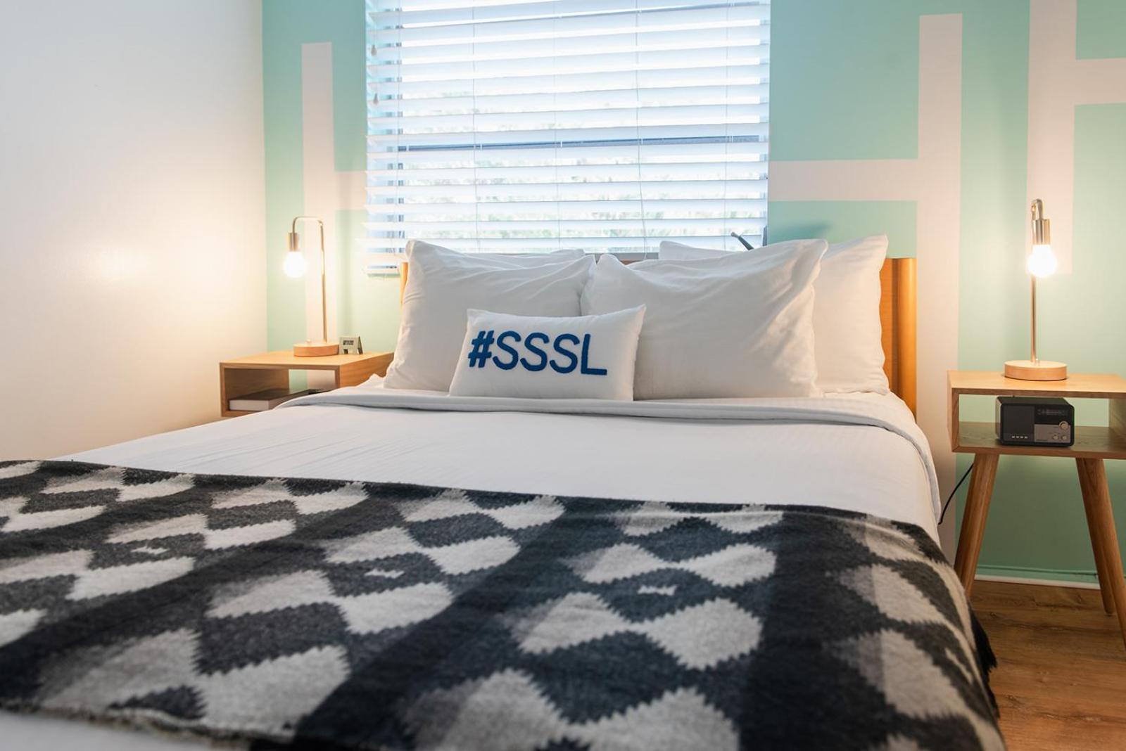 ורו ביץ' Seaspray Surf Lodge מראה חיצוני תמונה